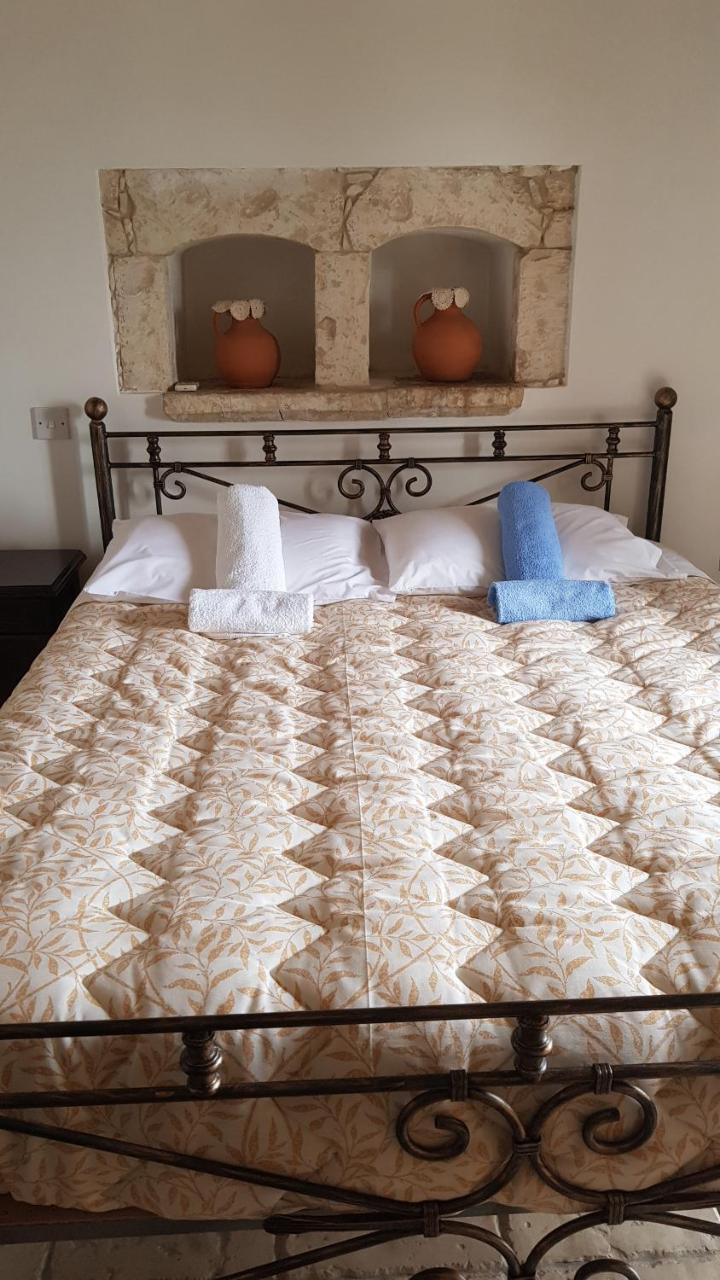 Country house Michalis Anoyia Traditional Stonehouse *