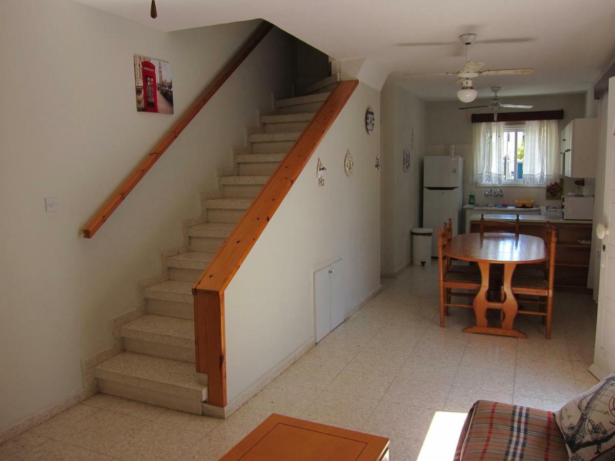 Spiros Seaside No. 11 Villa