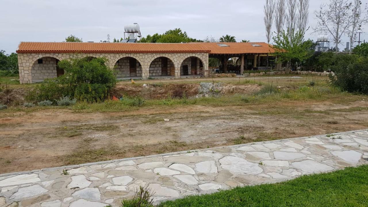 Elausa & Restaurant Resort