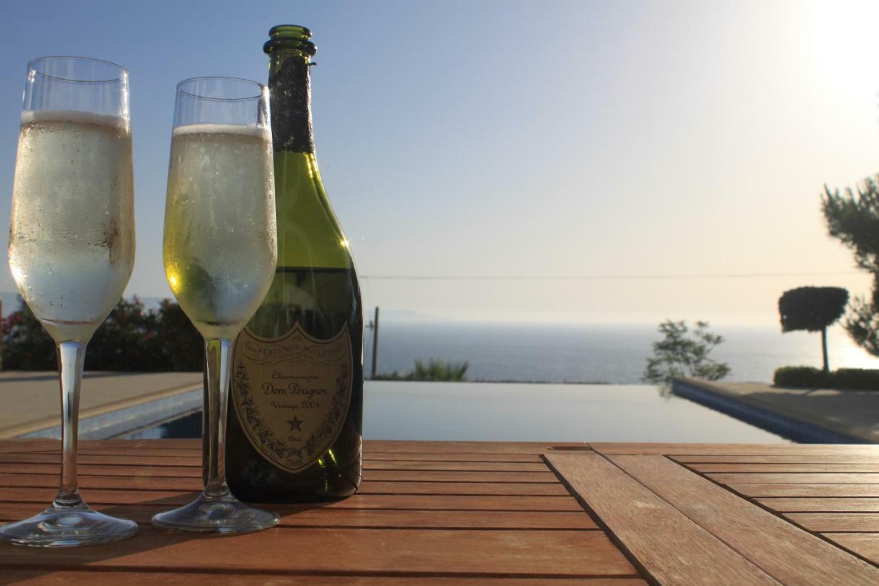 Martika Luxury Villa *