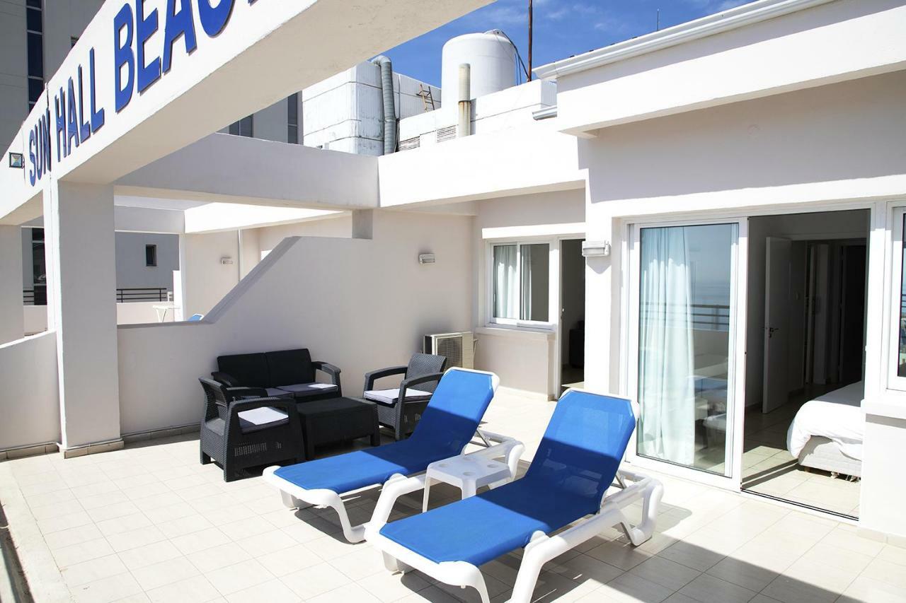 Sun Hall 3* Larnaca