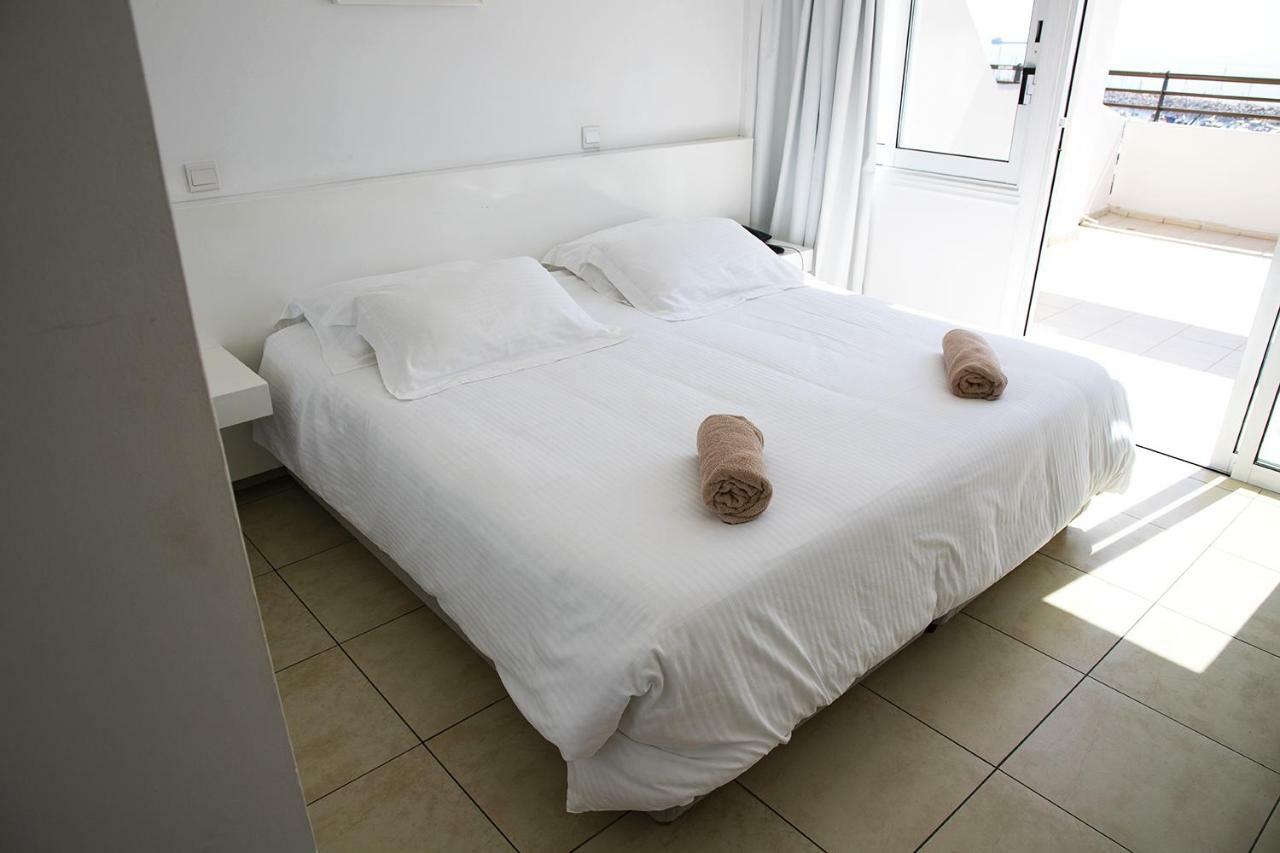 Sun Hall Aparthotel 3*