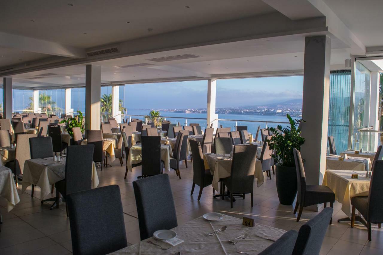 Hotel Theo Sunset Bay