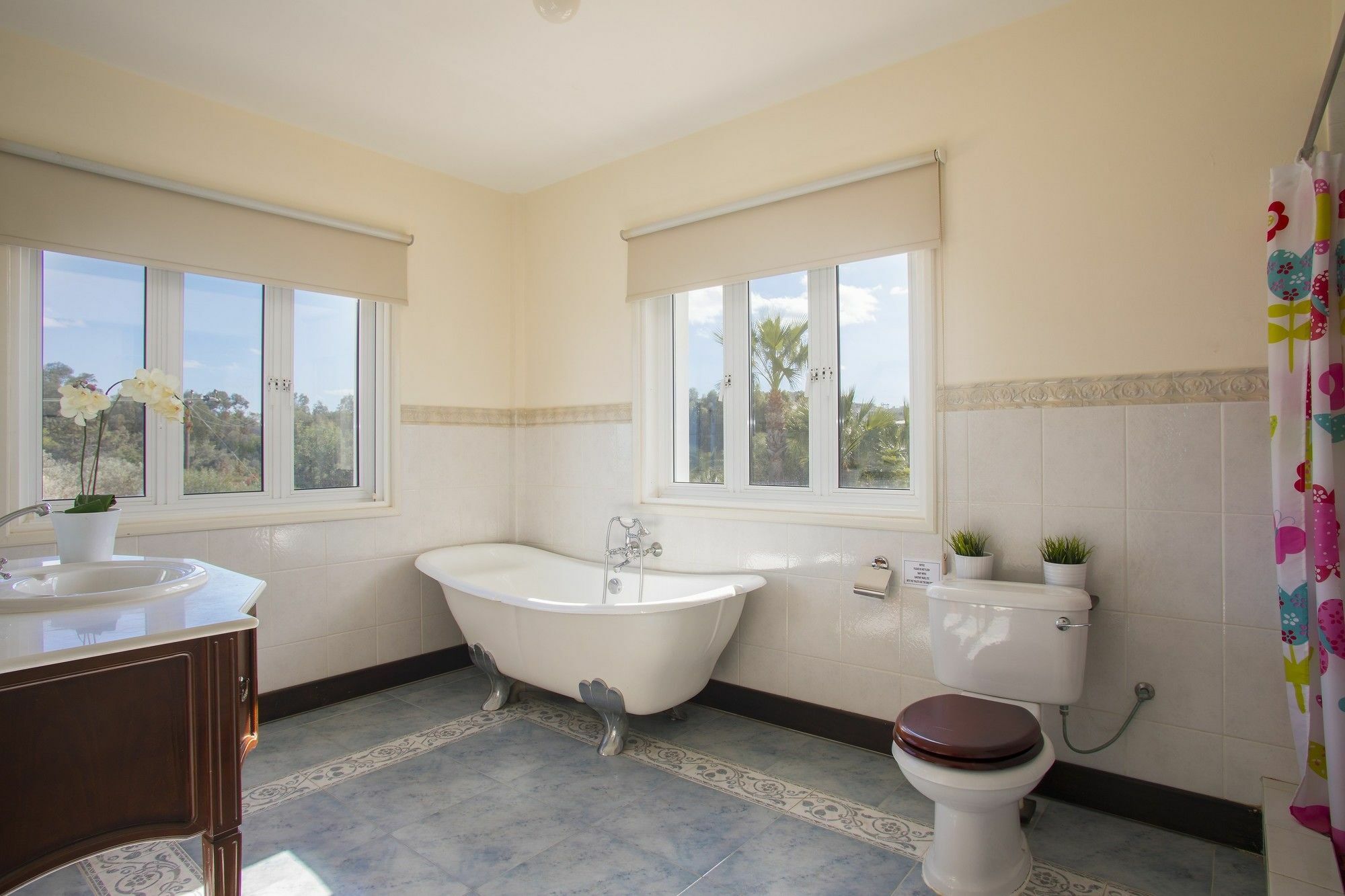 Villa Georgia Pernera