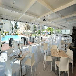 Aparthotel Frixos 3*