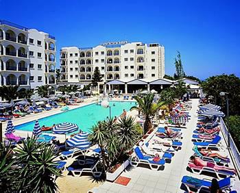 Crown Elamaris 3*