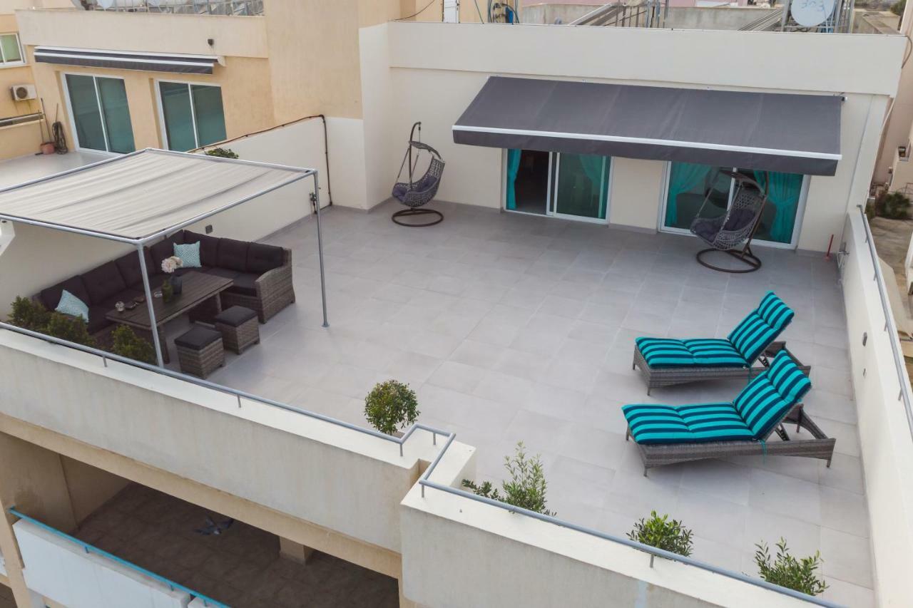 The Coral Penthouse Apartment
