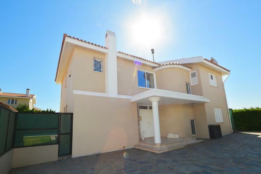 Daryah Sirina Bay Villa Protaras