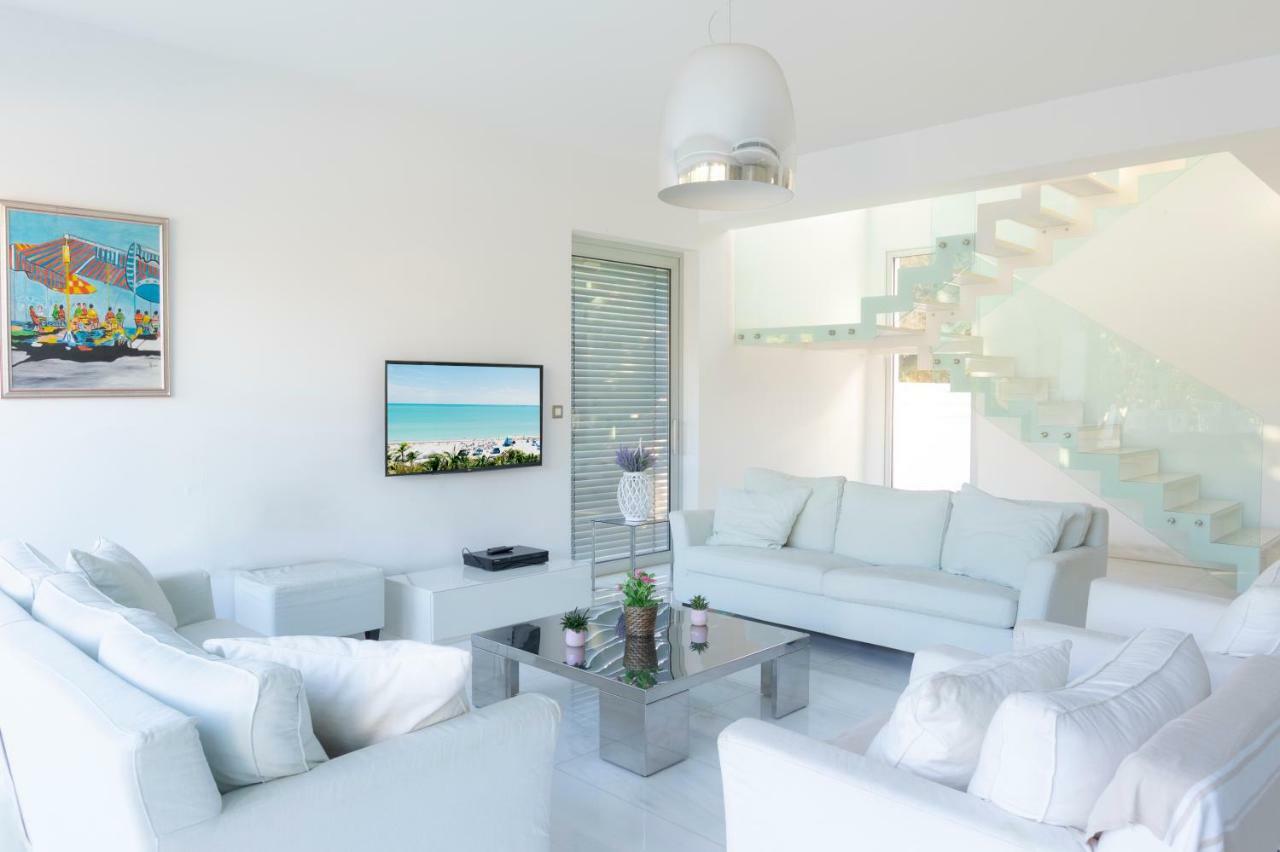 Katerina House Holiday home