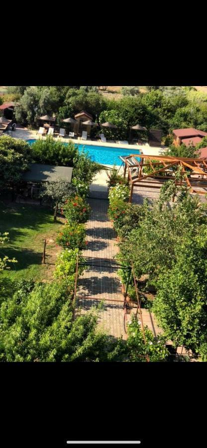 Lapida Garden Lapta