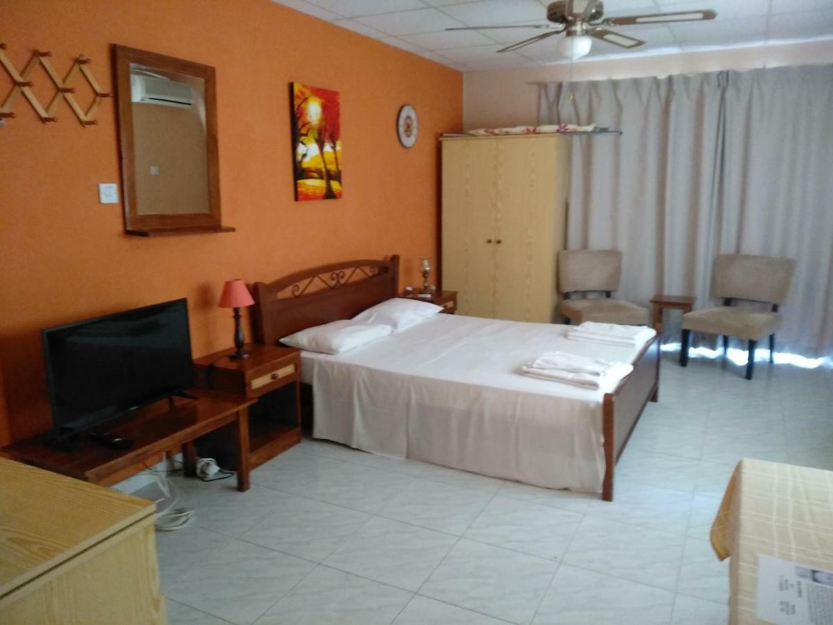 Rantzo Aparthotel 3*