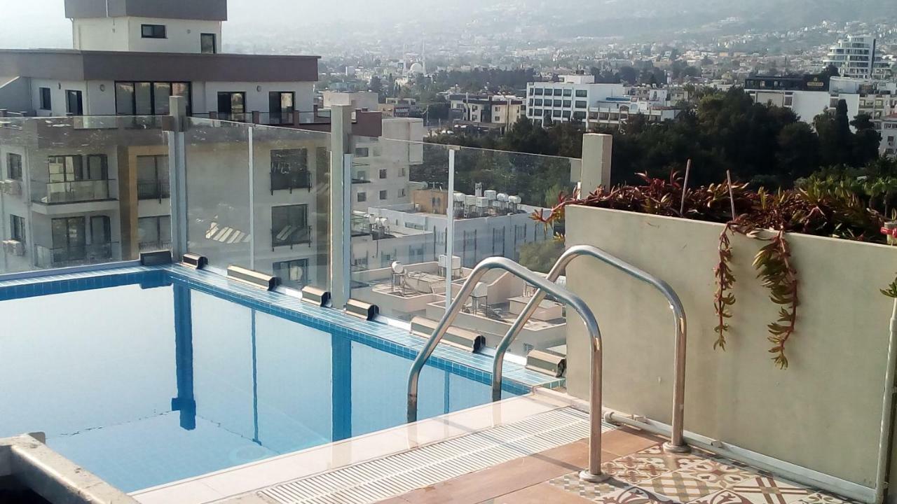 Aqua Royal Alexus Luxury *