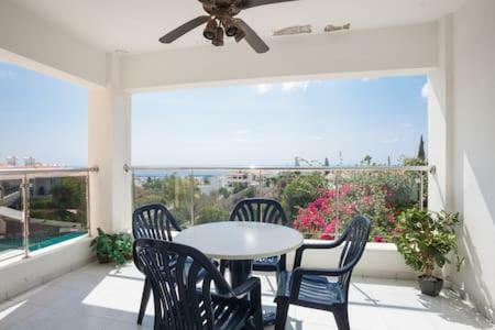 Apartment Spacious 2 Bedroom Peyia