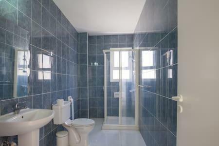 Spacious 2 Bedroom Peyia