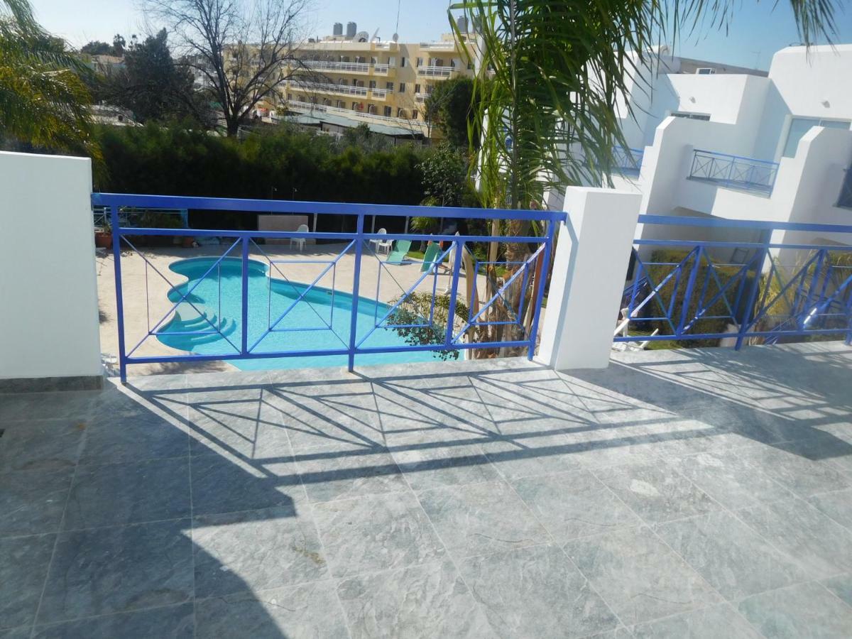 Blue Oasis Gardens *