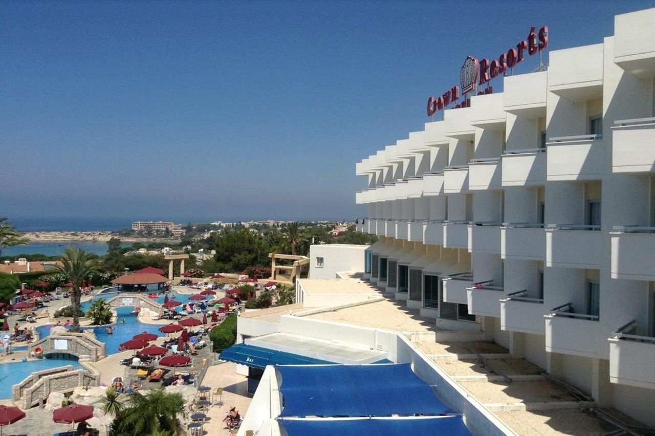 Crown Horizon (adults Only)