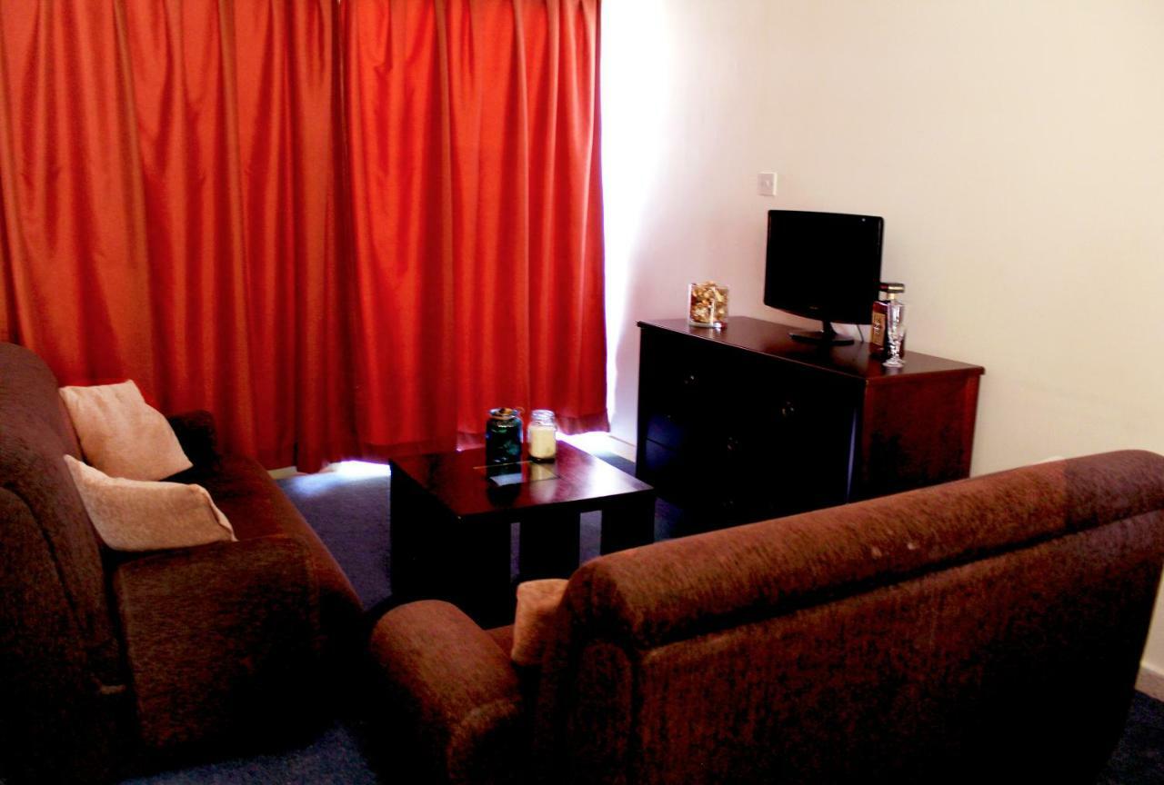 Nondas Hill Apts