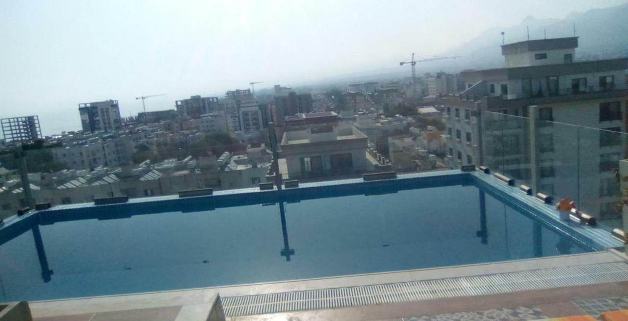 Aqua Royal Alexus Luxury *