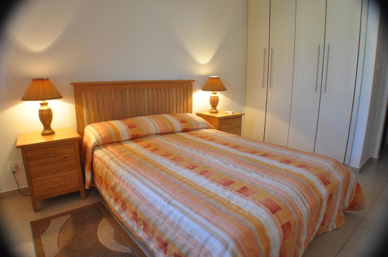 2 Bed, 2 Bath In Apartment Mandria (Paphos)
