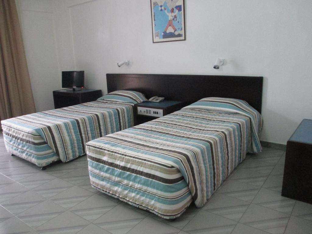 Atrium Zenon Aparthotel 3*