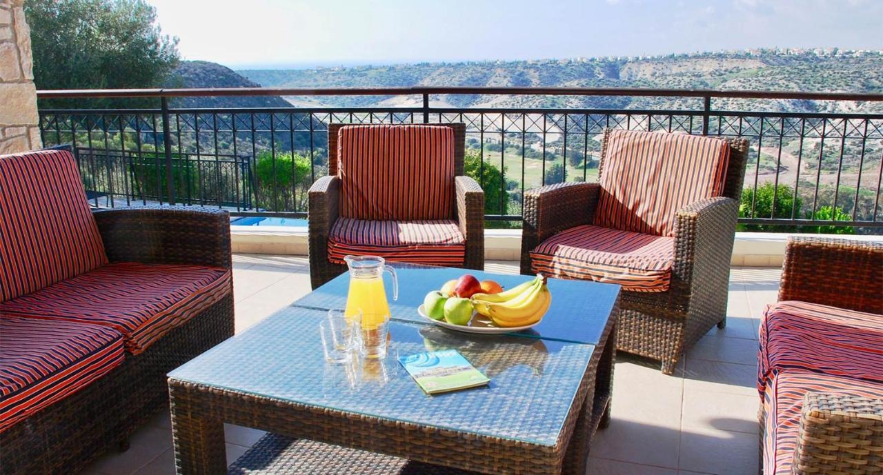 4 Bedroom Kourion With Private Pool, Aphrodite Hills Villa Kouklia