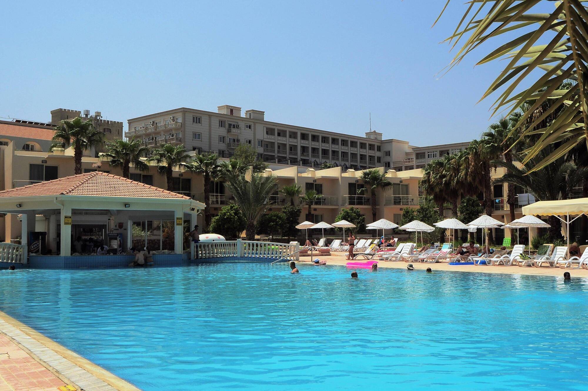 Hotel Oscar Kyrenia (Northern Cyprus)