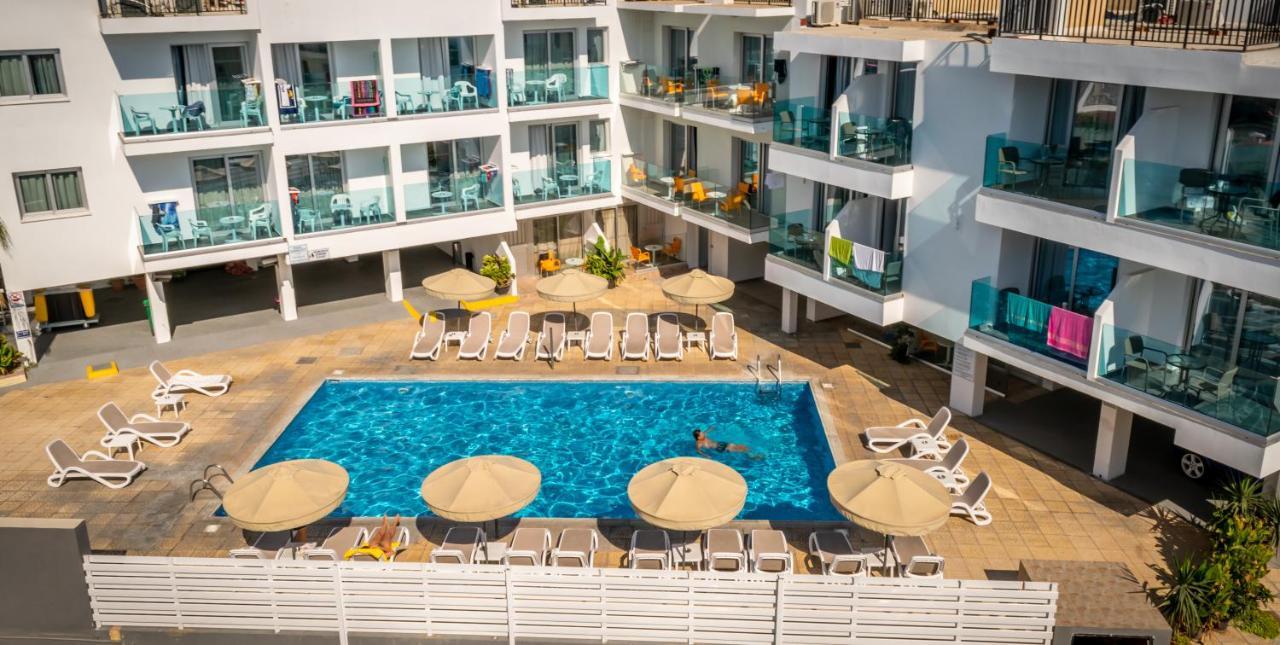 A Maos Aparthotel 3*