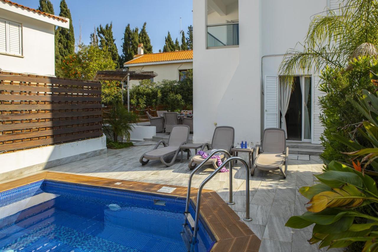 Juliet Villa