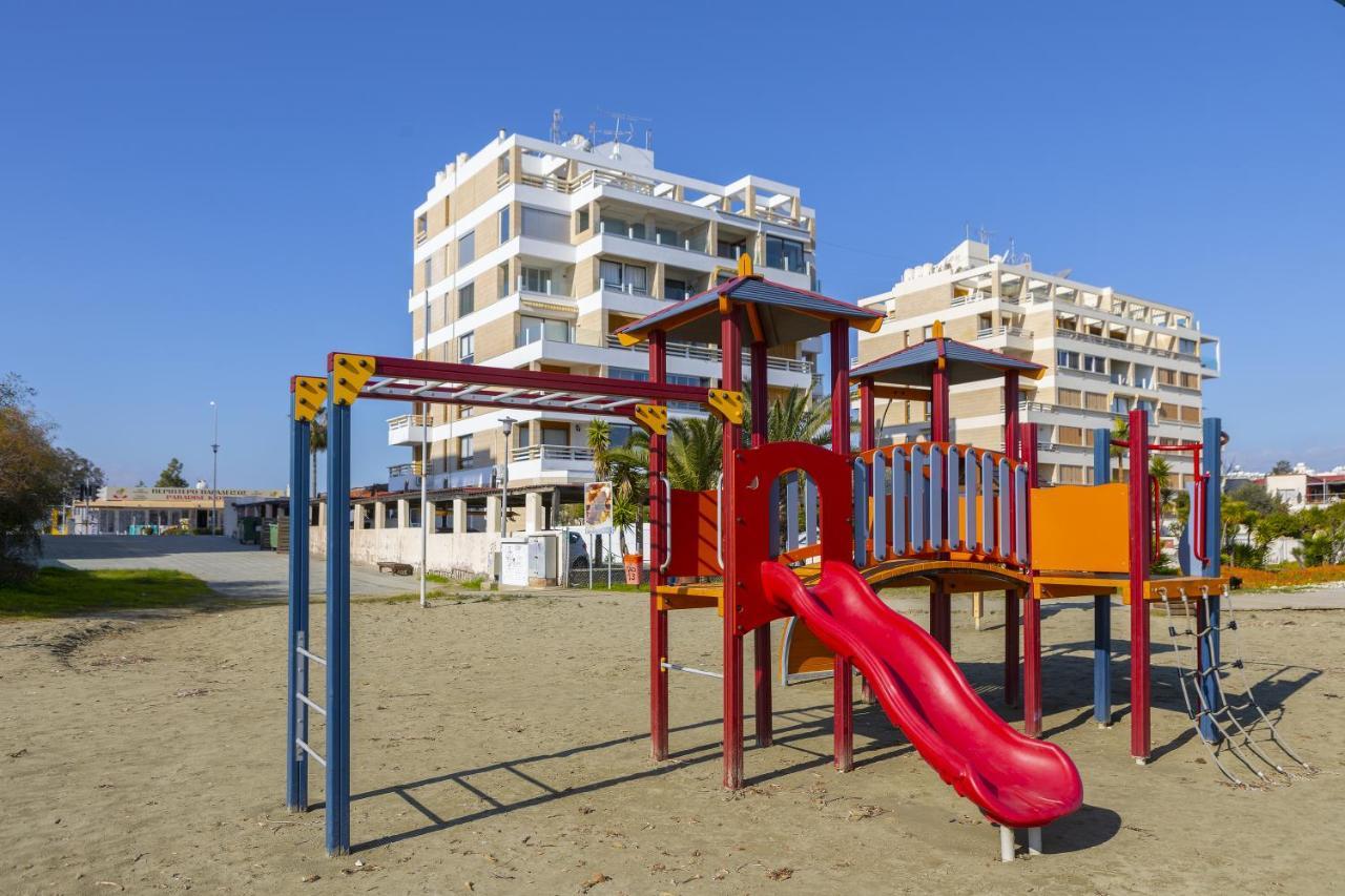 Mackenzie Castella Beachfront