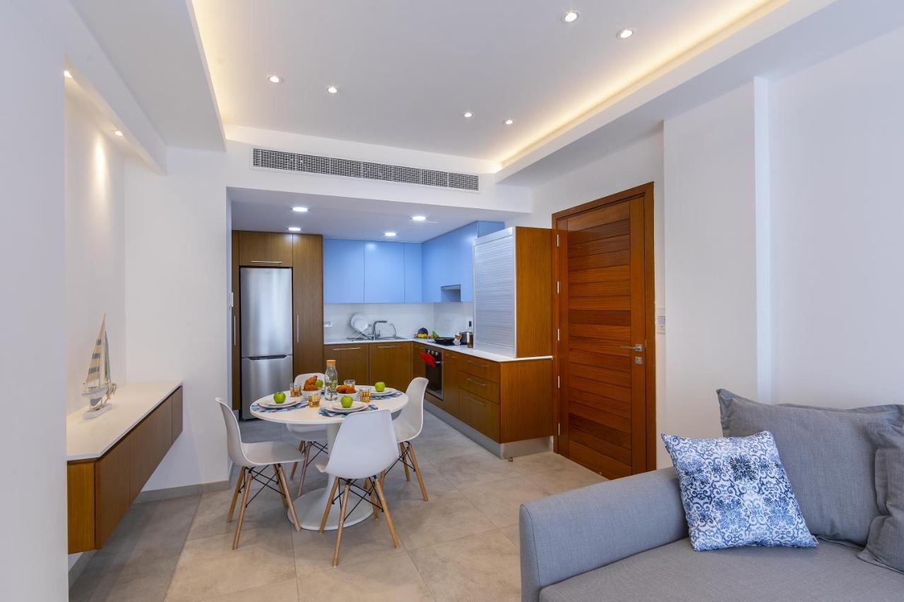 Mackenzie Castella Beachfront Larnaca