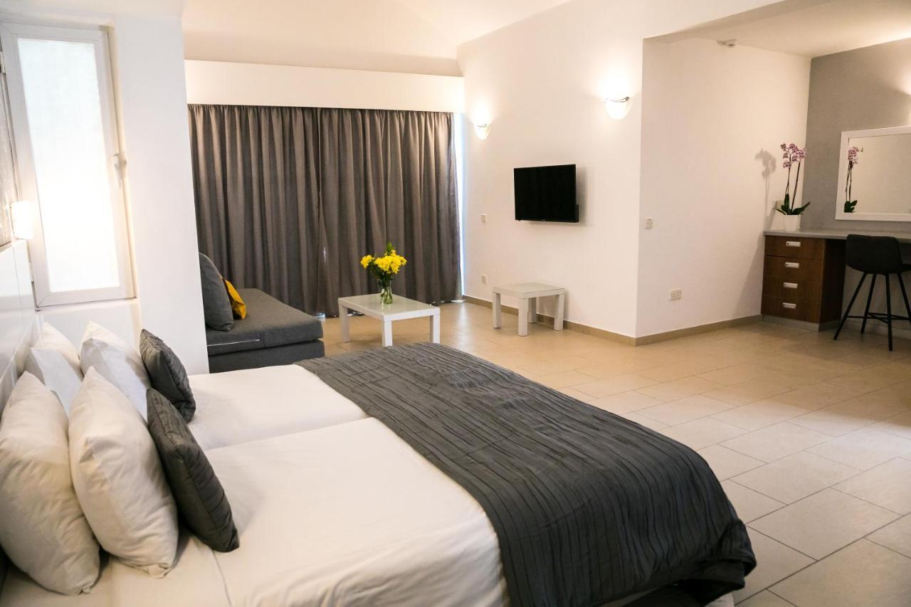 Theo Sunset Bay Hotel 4*