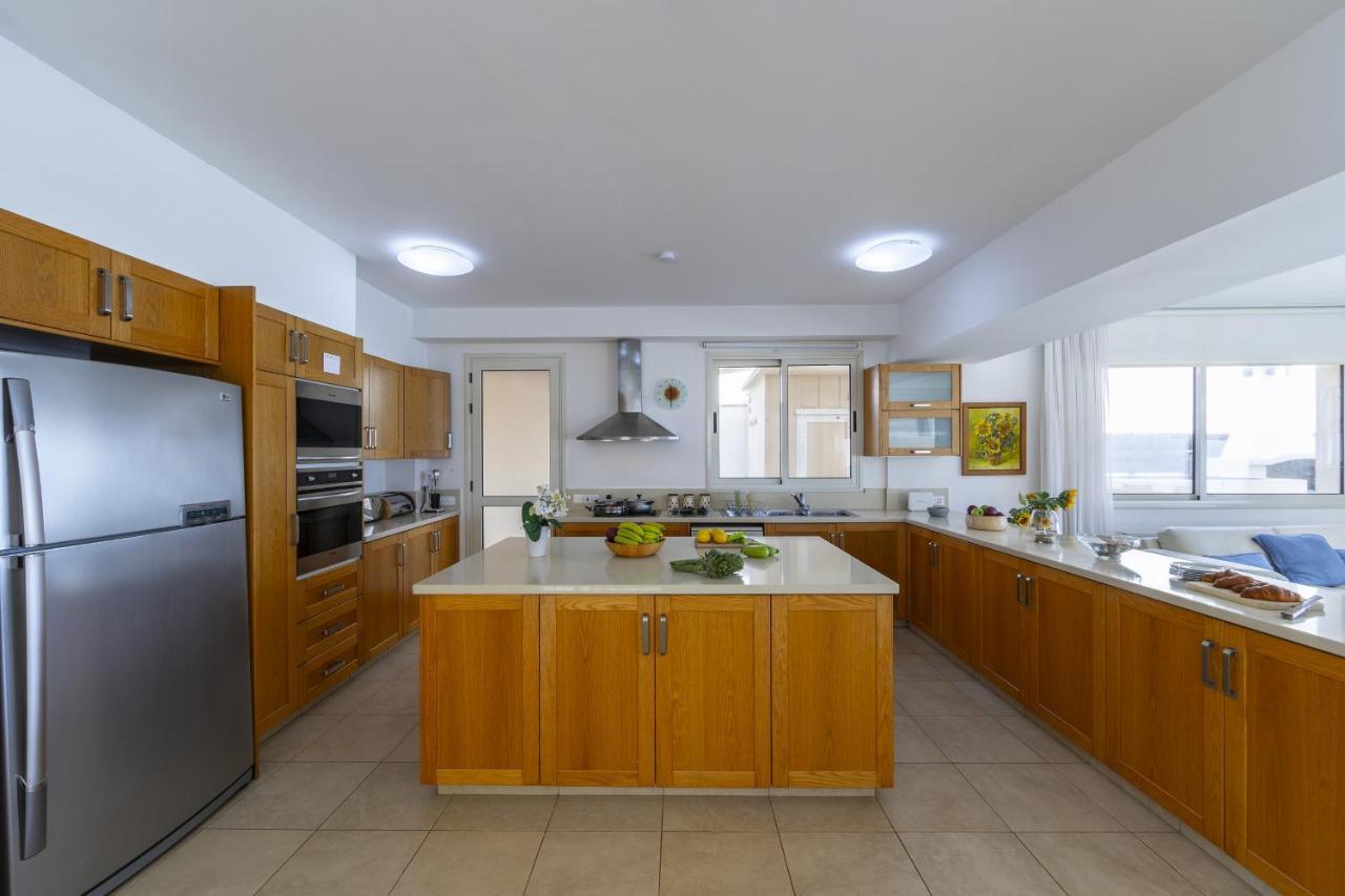 Villa Beachfront Pietra Protaras