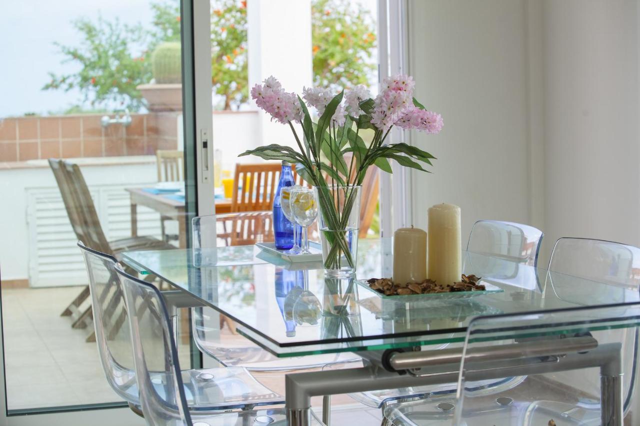Villa Views Pram1