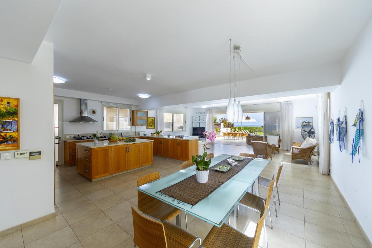 Beachfront Pietra * Protaras