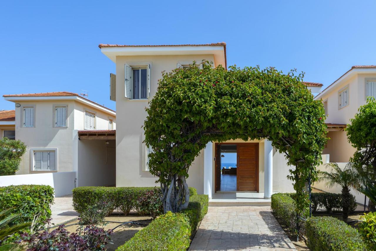 Villa Beachfront Pietra Protaras