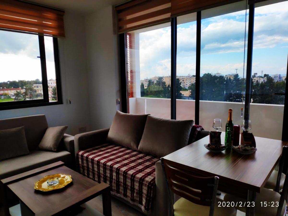 Uptown App & Pool Daily Contactless Check In & Check Out Apartamento *