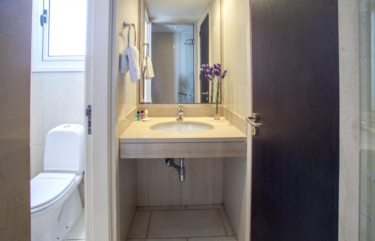 Villa Seafront Infinte Aretousa *
