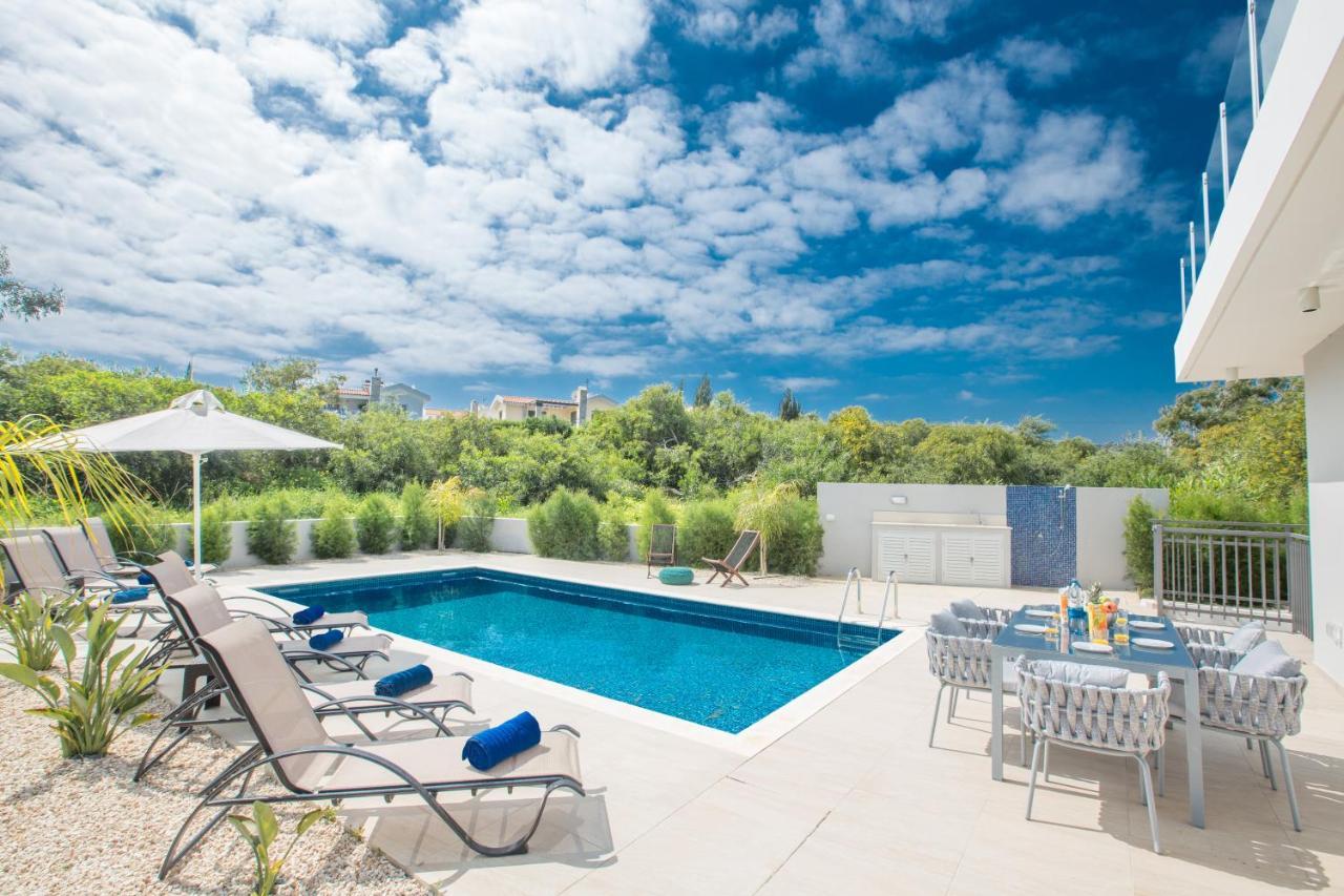 Polymnia Luxury Villa *