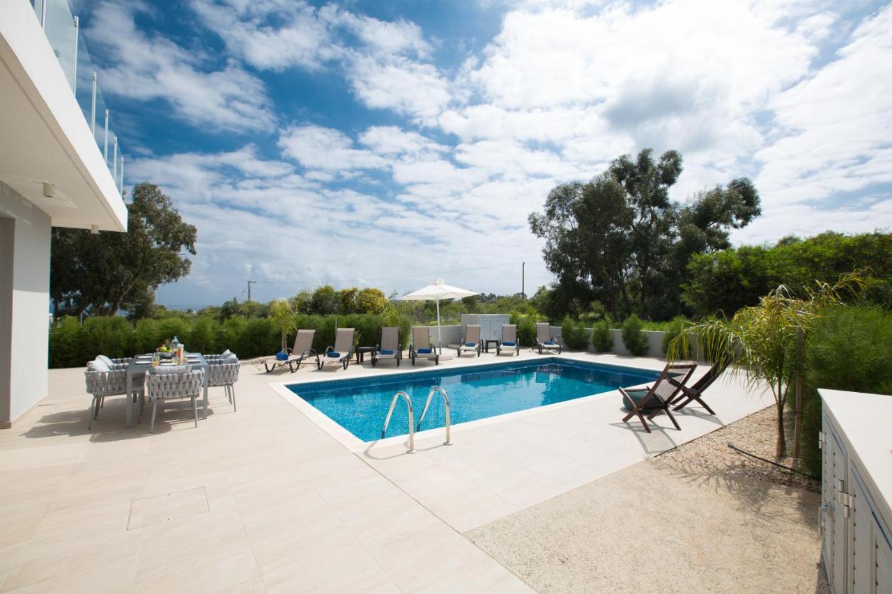 Villa Polymnia Luxury *