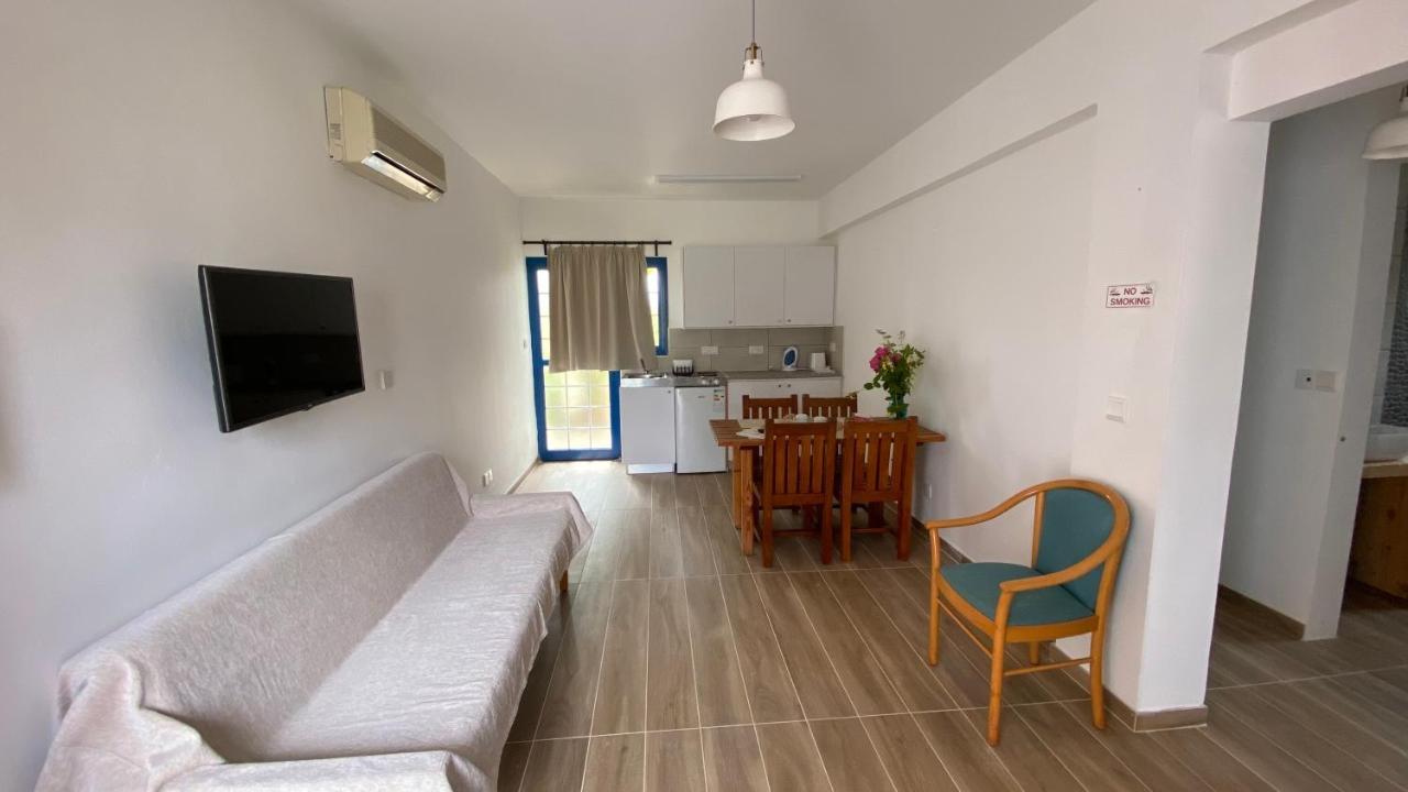 Aparthotel Bay View 3*