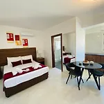 Eleonora Hotel Apartments