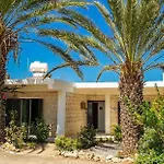 Yiangos House