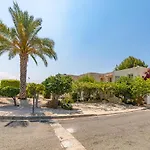 Apartment 14 In Coral Bay