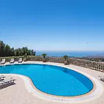 Resitour - Kamares Village