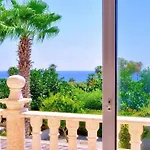 Villa Ambrosia