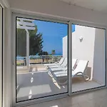 Apartment 14 In Coral Bay