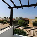 42 Beach Coast Apartment