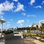 Phaedrus Living: Seaview Luxury Flat Limnaria 151