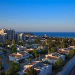 Royal Life Residence Poseidon Studio