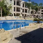 Lovely 2 Bedroom Apartment A206, 800M To The Sea